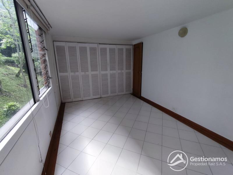 WhatsApp Image 2025-10-23 at 8.53.38 AM (4).jpeg